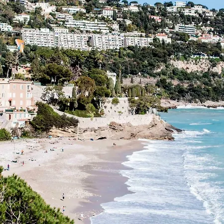 Les Nereids Beach Apartamento *